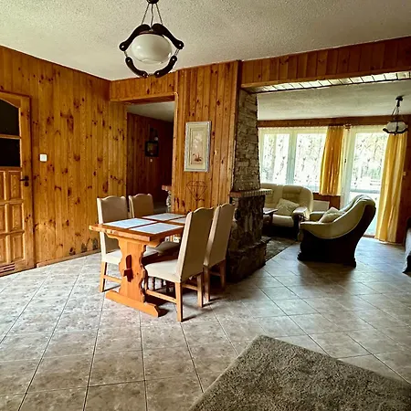 منزل للإقامة Lesna *